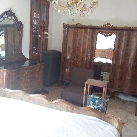 Spacious Room Μαργκέρα Εξωτερικό φωτογραφία